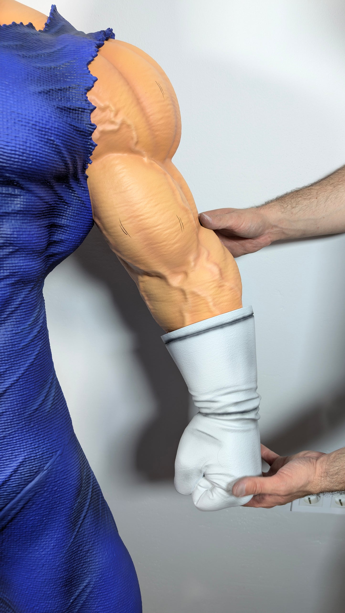 Majin Vegeta con luz - Real Size