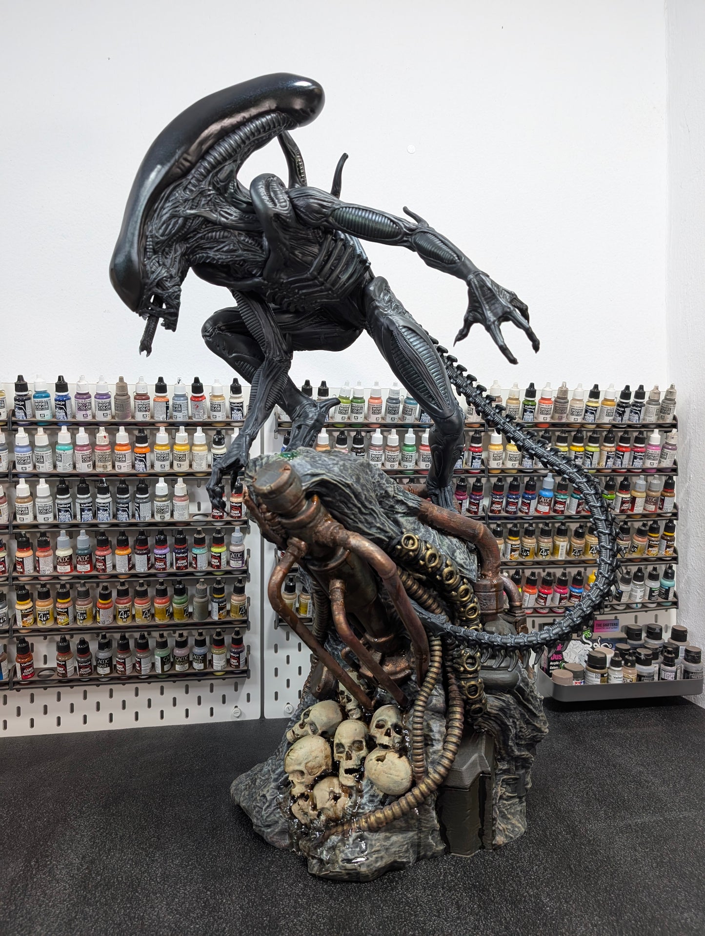 Figura del xenomorfo de la pelicula Alien