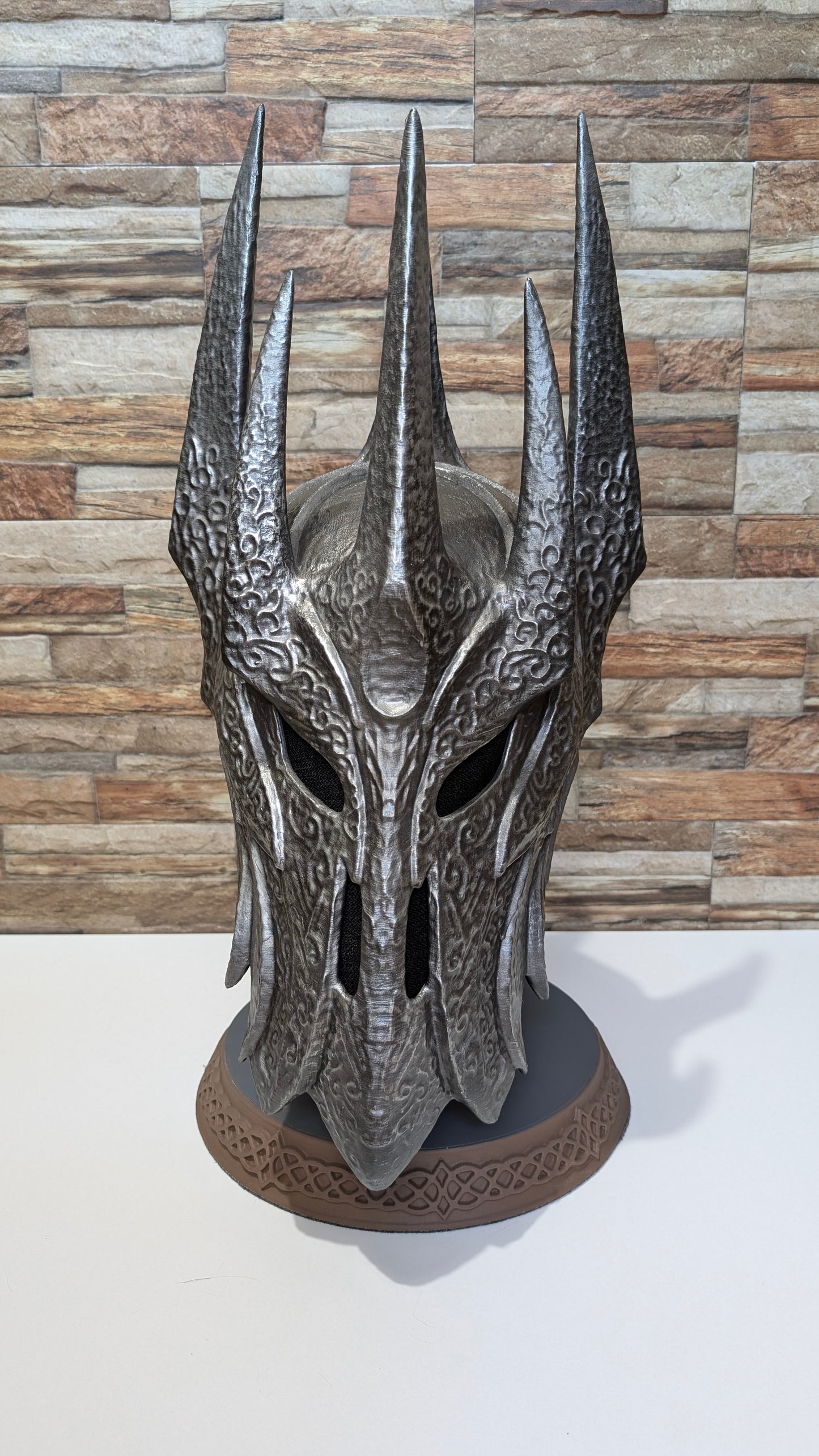 Casco Sauron a tamaño real.