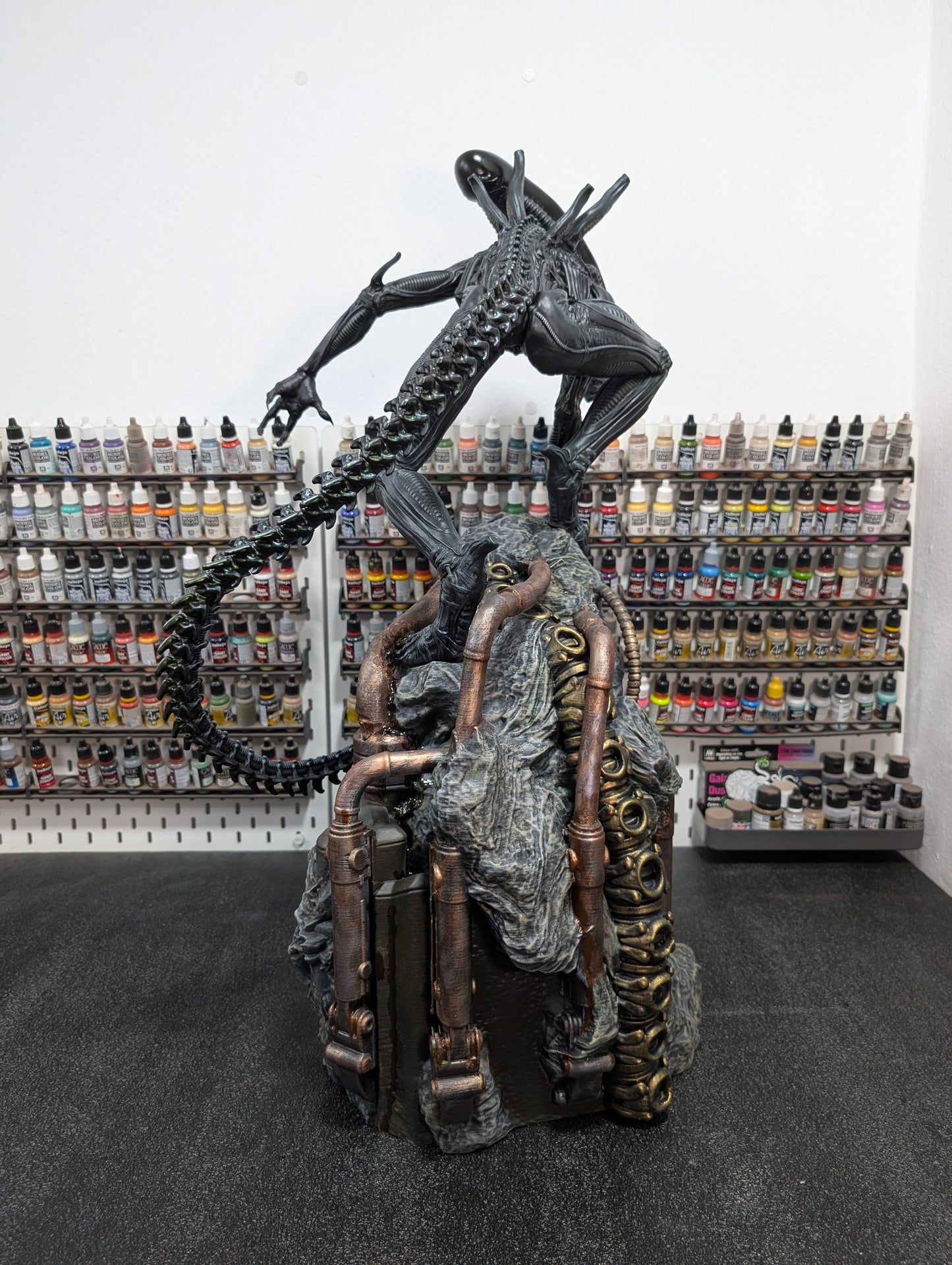 Figura del xenomorfo de la pelicula Alien