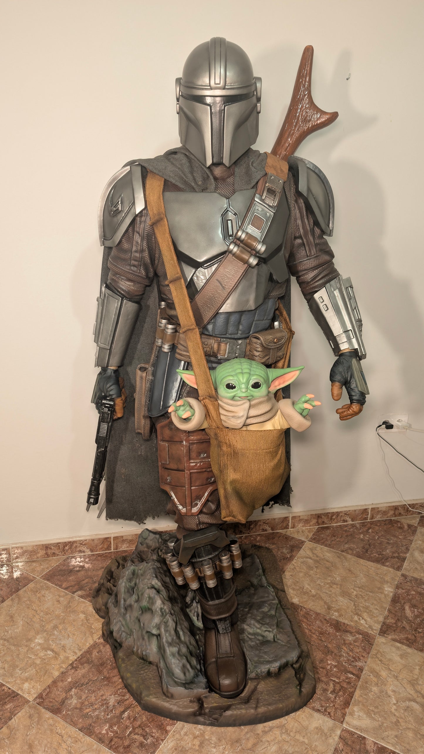 Star wars - Figura Mandalorian y Grogu - Tamaño Real