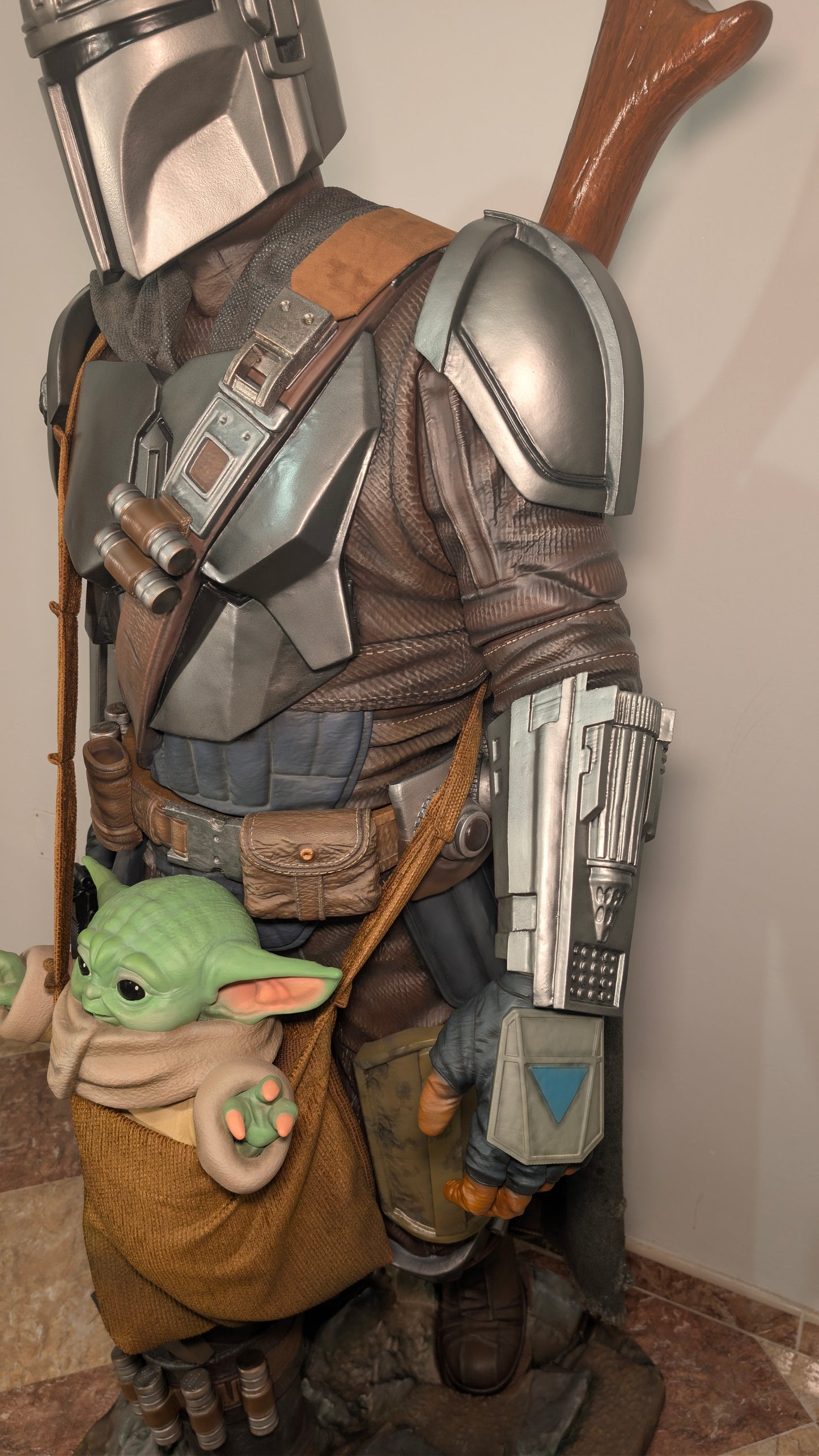 Star wars - Figura Mandalorian y Grogu - Tamaño Real