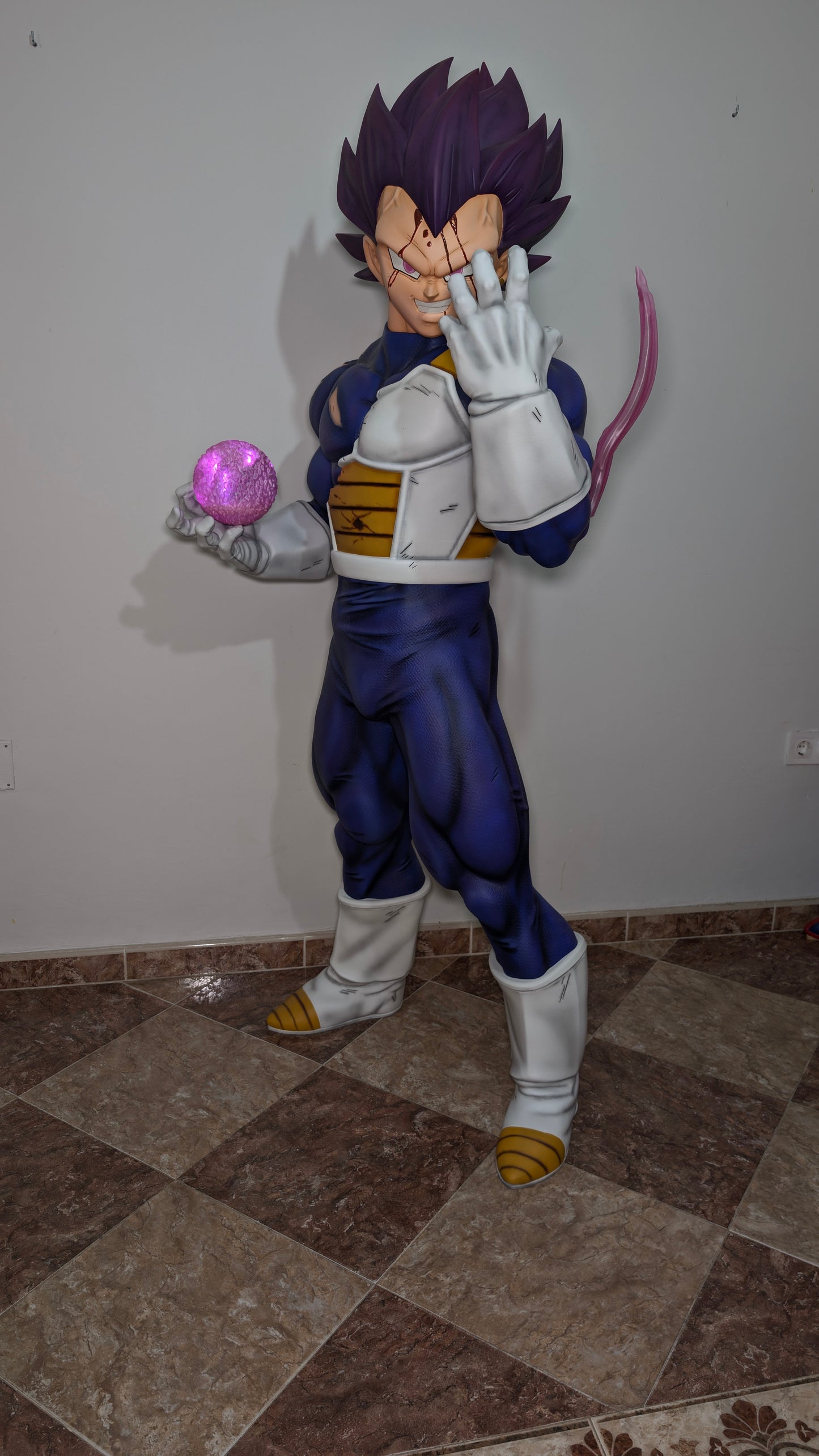 Dragon Ball - Vegeta Ultra Ego a tamaño real